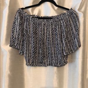 Off the shoulder crop